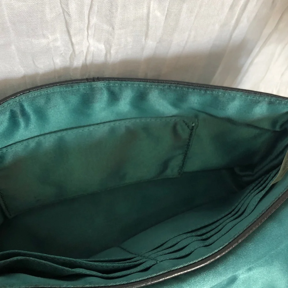 Vintage COACH black pebbled leather wristlet wallet w/ teal interior